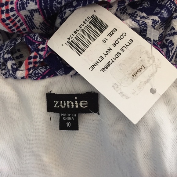 Zunie Fun Print Dress - Picture 4 of 4